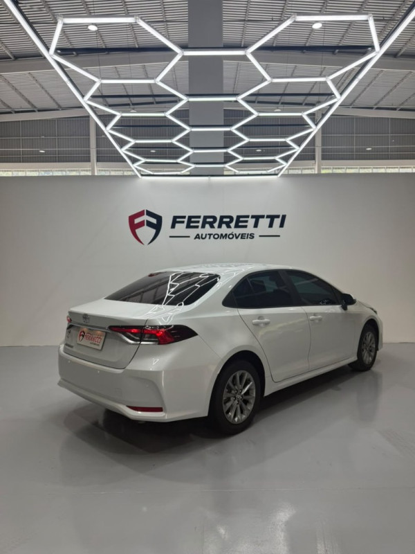 TOYOTA Corolla 2.0 16V 4P FLEX GLI DIRECT SHIFT AUTOMÁTICO CVT
