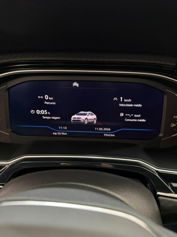 VOLKSWAGEN Nivus 1.0 4P FLEX 200 TSI HIGHLINE TURBO AUTOMÁTICO