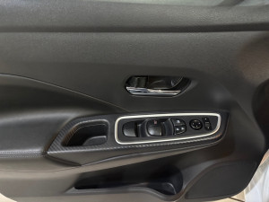 Versa Sedan 1.6 16V 4P FLEX EXCLUSIVE XTRONIC AUTOMÁTICO CVT