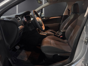 C4 Sedan 1.6 16V 4P LOUNGE LIVE THP TURBO AUTOMÁTICO