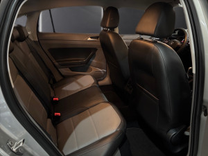 Virtus 1.0 4P 200 TSI FLEX COMFORTLINE AUTOMÁTICO