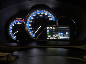 Yaris Sedan 1.5 16V 4P FLEX XL PLUS TECH MULTIDRIVE AUTOMÁTICO CVT