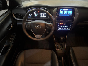 Yaris Hatch 1.5 16V 4P FLEX XS CONNECT MULTIDRIVE AUTOMÁTICO CVT