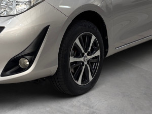 Yaris Sedan 1.5 16V 4P FLEX XL LIVE MULTIDRIVE AUTOMÁTICO CVT