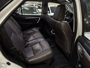 Hilux SW4 2.8 4P SRX 4X4 TURBO DIESEL AUTOMÁTICO