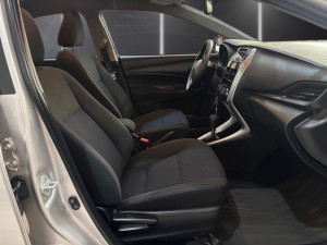 Yaris Sedan 1.5 16V 4P FLEX XL LIVE MULTIDRIVE AUTOMÁTICO CVT