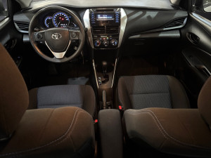 Yaris Sedan 1.5 16V 4P FLEX XL LIVE MULTIDRIVE AUTOMÁTICO CVT