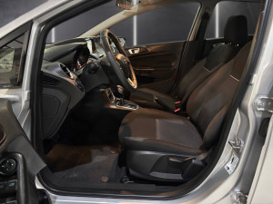 Fiesta Hatch 1.6 4P SE PLUS FLEX AUTOMÁTICO