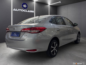 Yaris Sedan 1.5 16V 4P FLEX XL LIVE MULTIDRIVE AUTOMÁTICO CVT