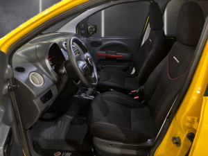 FIAT Uno 1.4 FLEX SPORTING