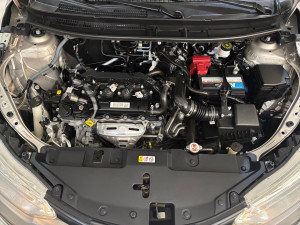 Yaris Sedan 1.5 16V 4P FLEX XL LIVE MULTIDRIVE AUTOMÁTICO CVT