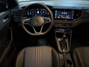 VOLKSWAGEN Nivus 1.0 4P FLEX 200 TSI HIGHLINE TURBO AUTOMÁTICO