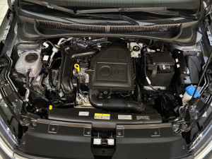 VOLKSWAGEN Nivus 1.0 4P FLEX 200 TSI HIGHLINE TURBO AUTOMÁTICO