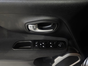 Renegade 1.8 16V 4P FLEX SPORT AUTOMÁTICO