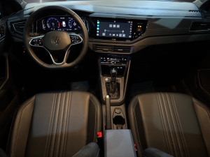VOLKSWAGEN Nivus 1.0 4P FLEX 200 TSI HIGHLINE TURBO AUTOMÁTICO