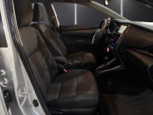 TOYOTA Yaris Sedan 1.5 16V 4P FLEX XL LIVE MULTIDRIVE AUTOMÁTICO CVT