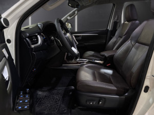 Hilux SW4 2.8 4P SRX 4X4 TURBO DIESEL AUTOMÁTICO