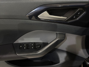 T-Cross 1.0 4P 200 TSI FLEX COMFORTLINE AUTOMÁTICO