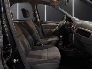 RENAULT Logan 1.6 16V 4P FLEX EXPRESSION
