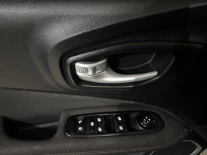 FIAT Toro 1.3 16V 4P FLEX 270 TURBO FREEDOM AUTOMÁTICO