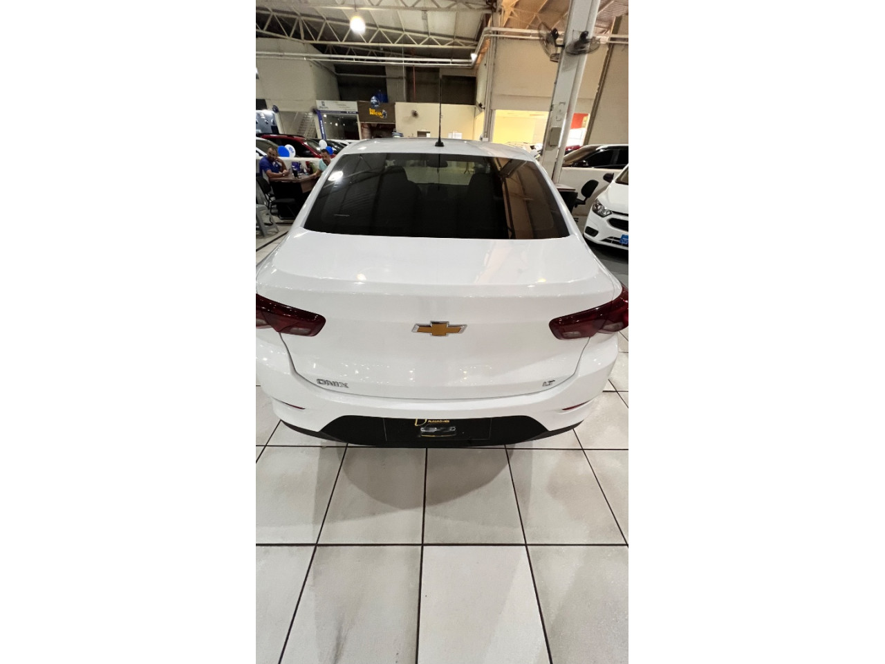 Onix Sedan 1.0 4P FLEX PLUS JOY BLACK
