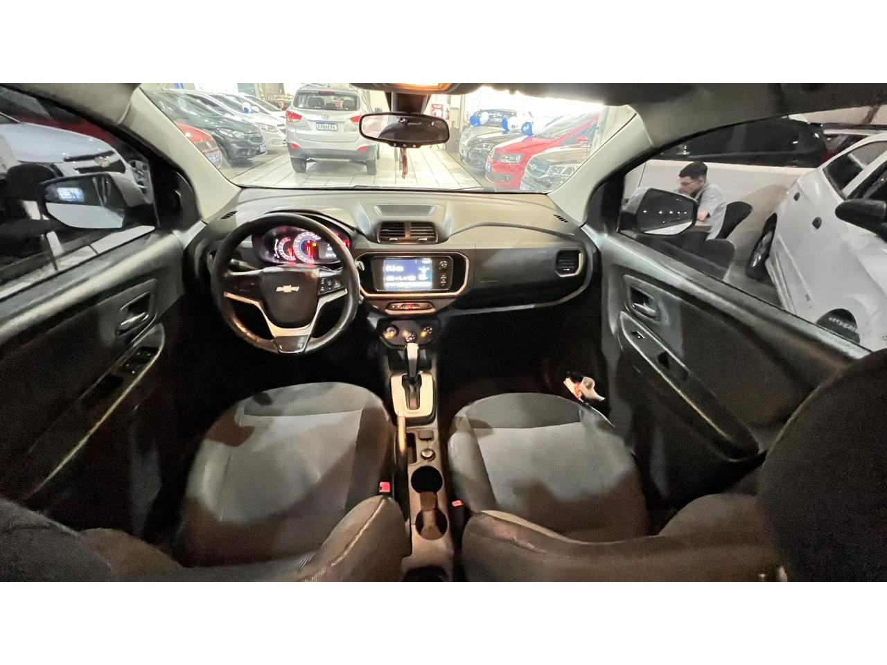 Spin 1.8 4P FLEX LT AUTOMÁTICO