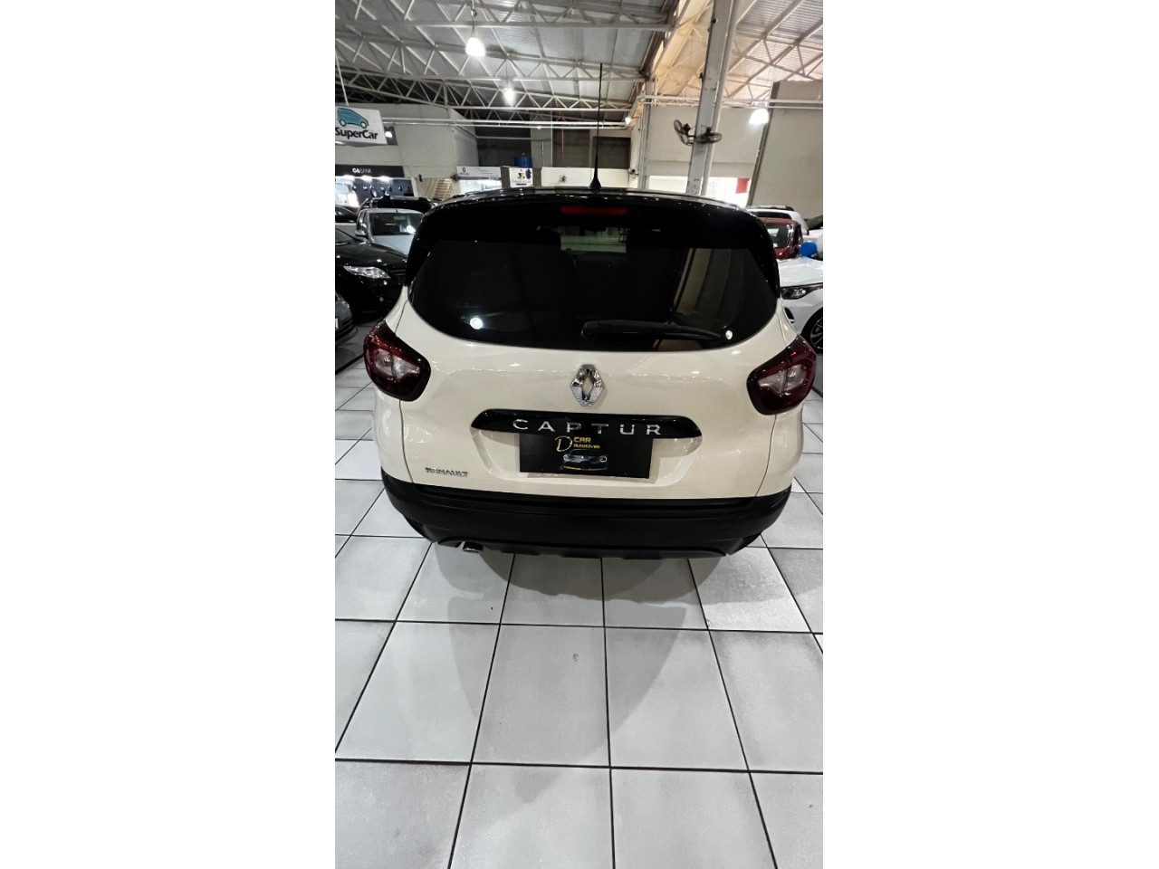 Captur 1.6 16V 4P FLEX SCE LIFE X-TRONIC CVT
