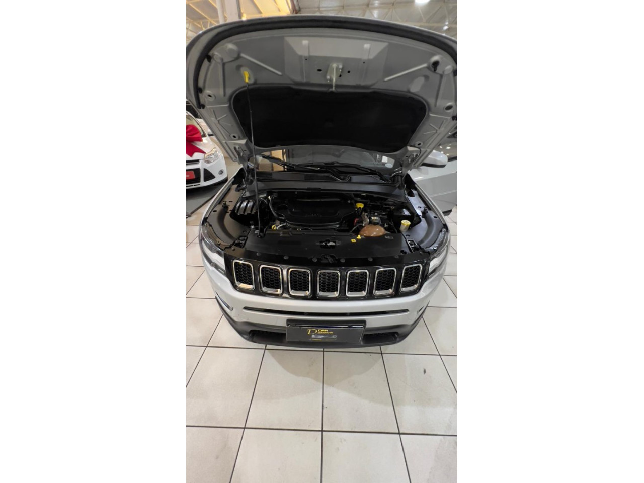 Compass 2.0 16V 4P LONGITUDE FLEX AUTOMÁTICO