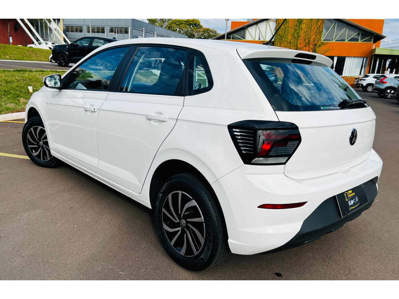 Polo Hatch 1.0 12V 4P MPI TRACK 1st EDITION