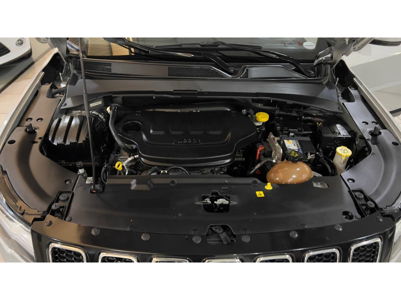 Compass 2.0 16V 4P LONGITUDE FLEX AUTOMÁTICO