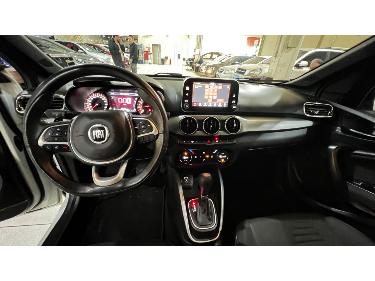 Cronos 1.8 4P FLEX HGT AUTOMÁTICO