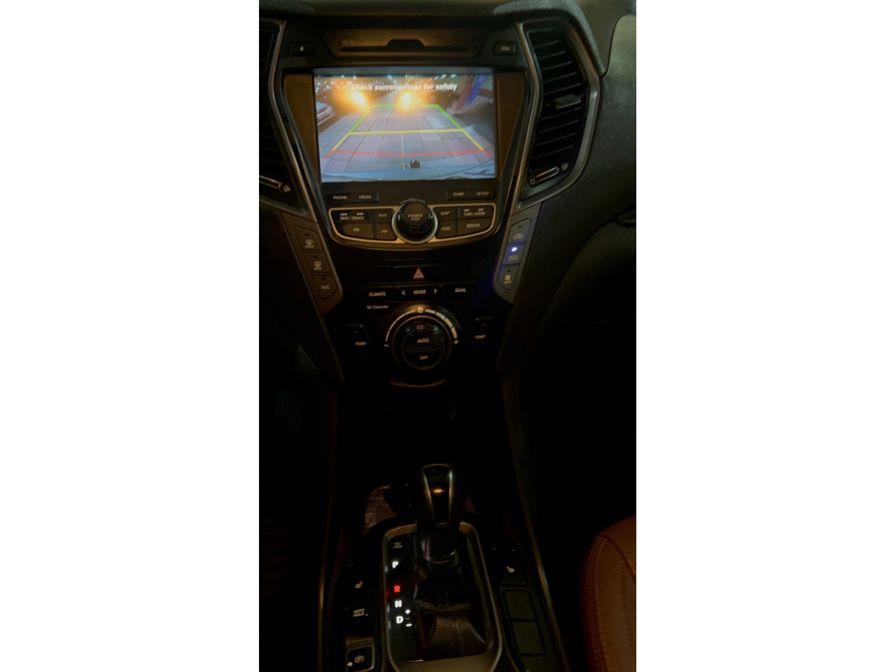 Grand Santa Fé 3.3 V6 4P 4WD AUTOMÁTICO