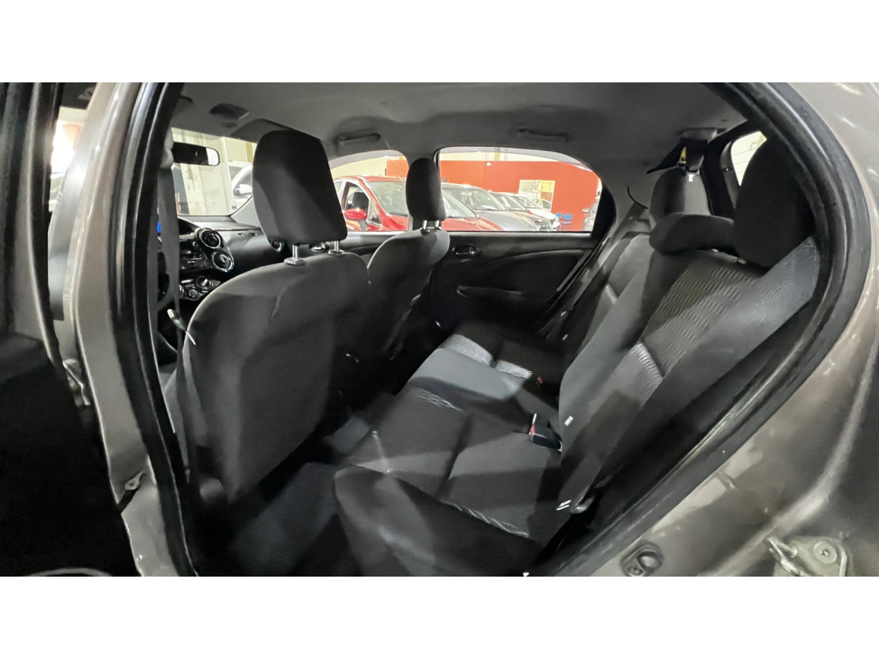 Etios Hatch 1.5 16V 4P FLEX XS AUTOMÁTICO