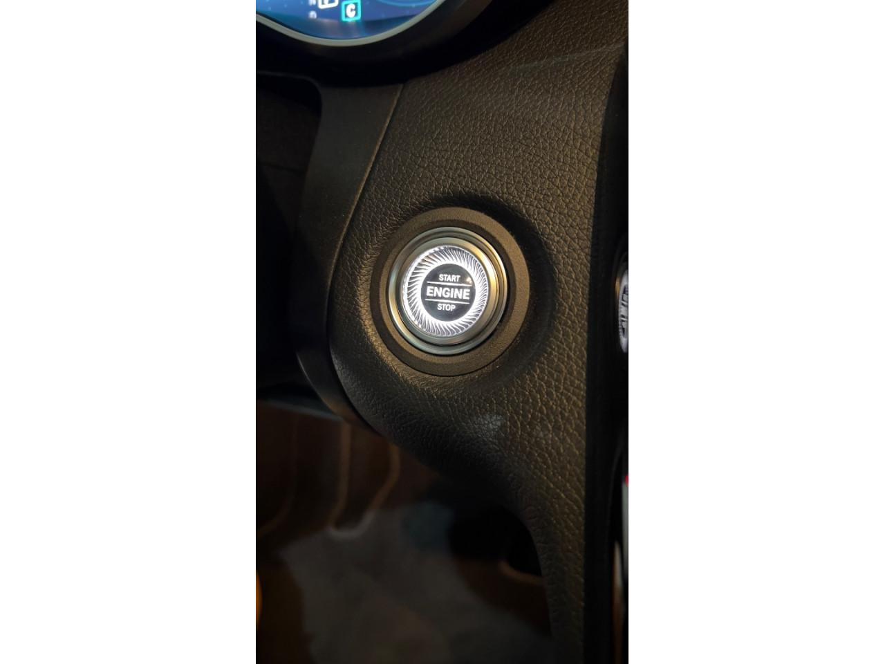 C 200 1.5 16V 4P EQ BOOST HÍBRIDO 9G-TRONIC AUTOMÁTICO