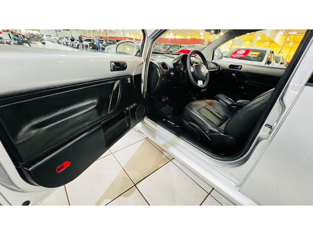 New Beetle 2.0 MI AUTOMÁTICO