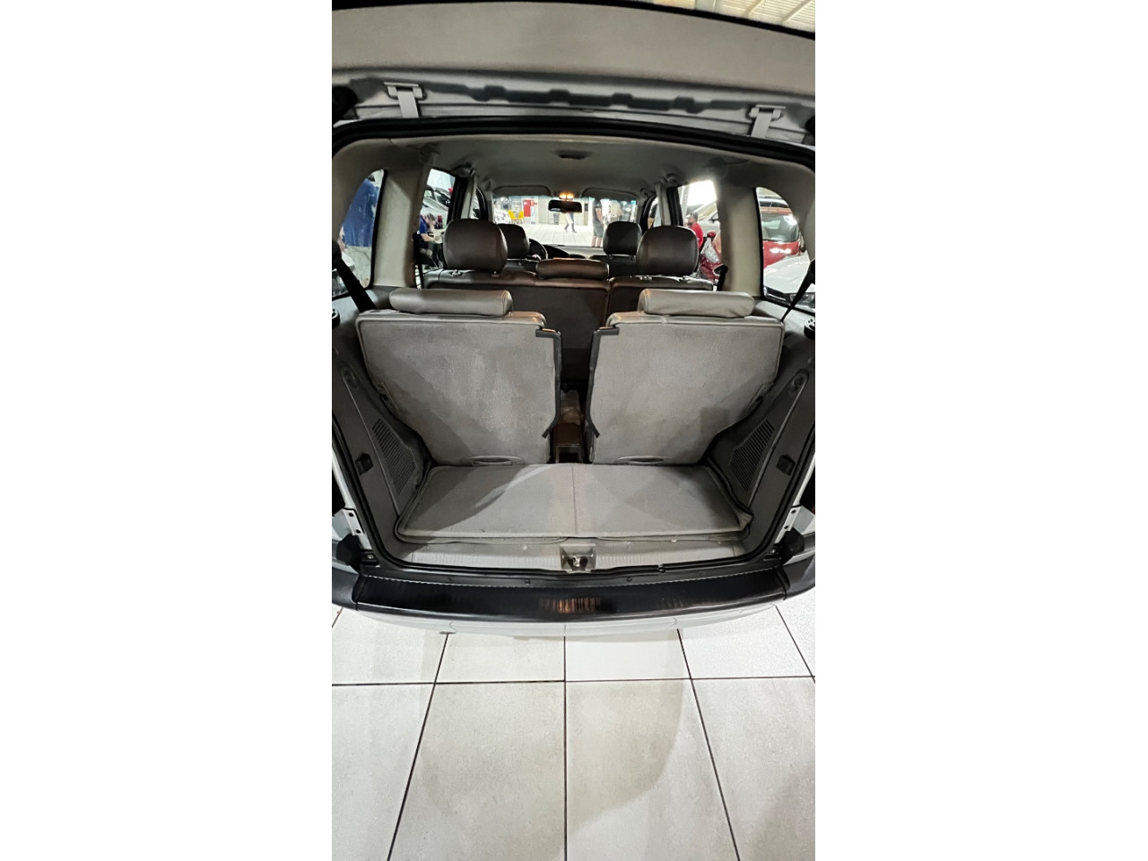 Zafira 2.0 4P ELITE FLEX AUTOMÁTICO 7 LUGARES