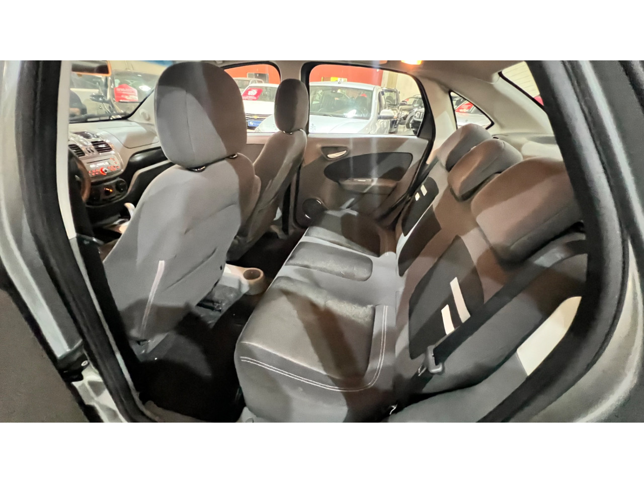 Grand Siena 1.6 16V 4P FLEX ESSENCE DUALOGIC AUTOMATIZADO
