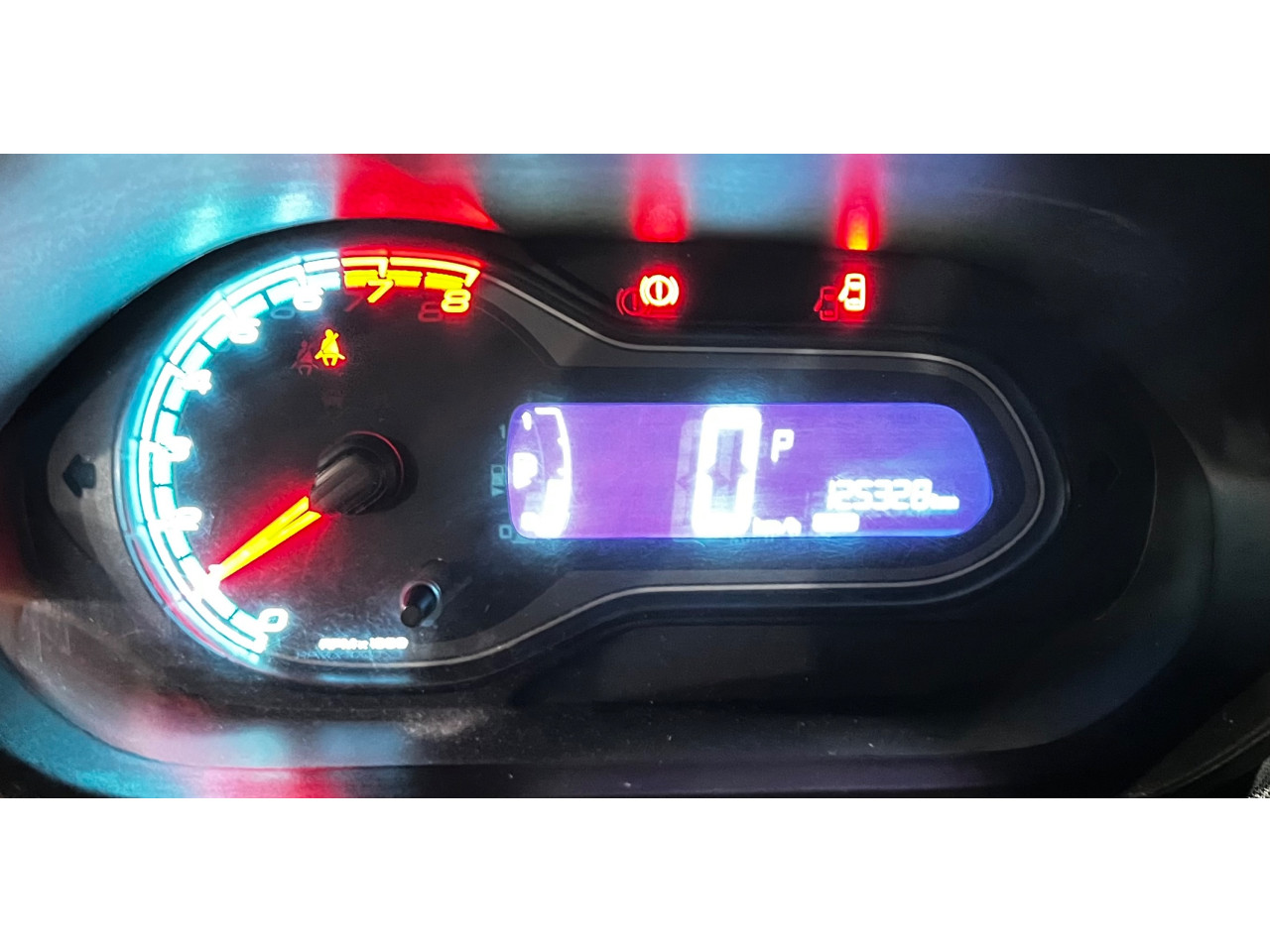 Onix Hatch 1.4 4P FLEX LT AUTOMÁTICO