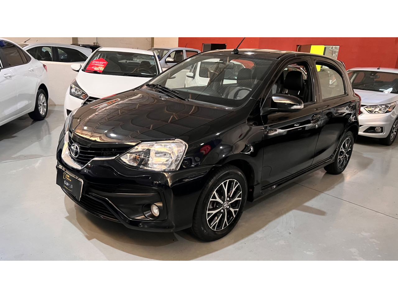 Etios Hatch 1.5 16V 4P FLEX PLATINUM AUTOMÁTICO