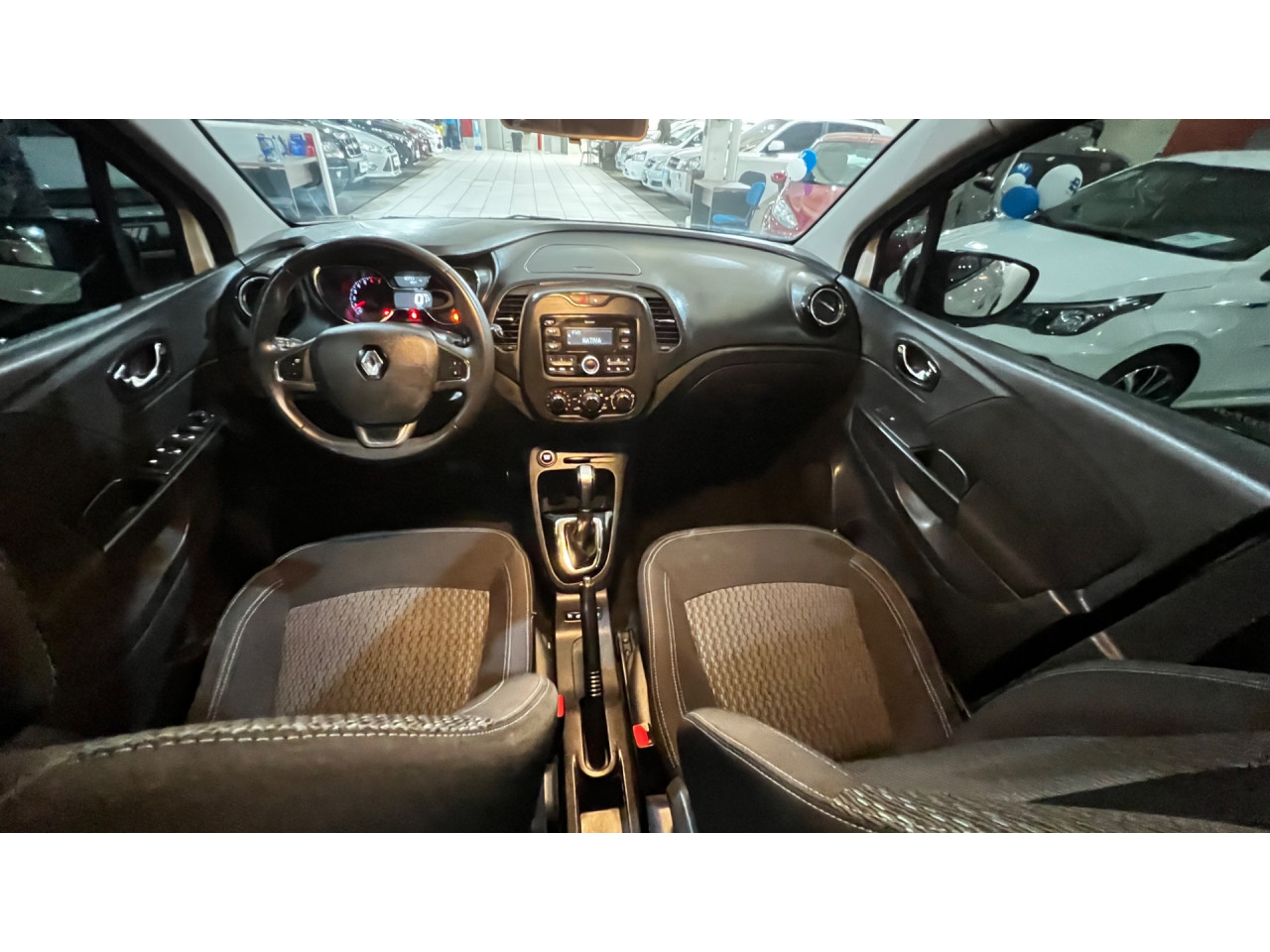 Captur 1.6 16V 4P FLEX SCE LIFE X-TRONIC CVT