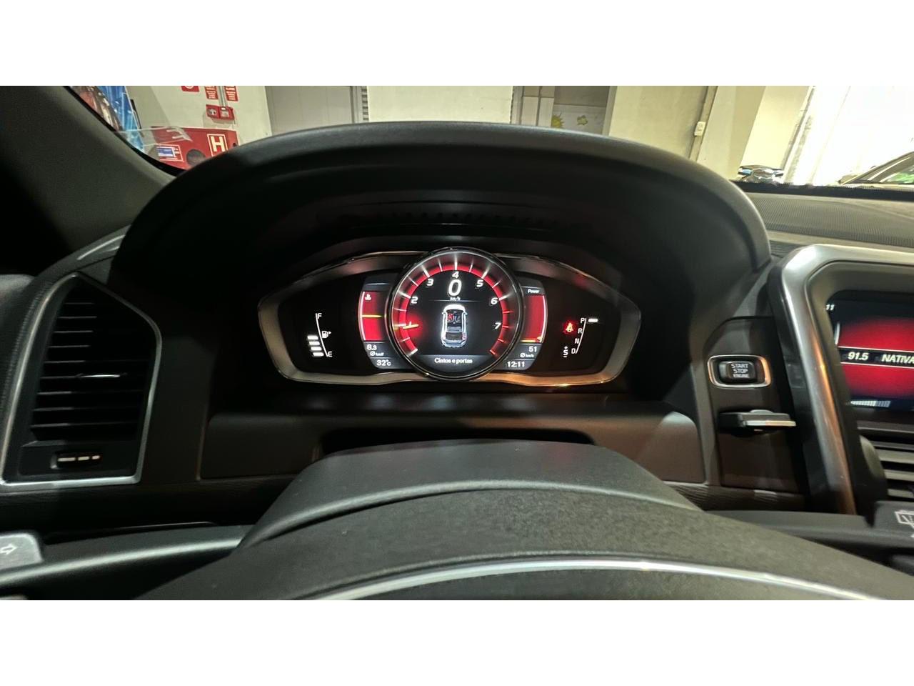 XC60 2.0 4P T6 R DESIGN TURBO AUTOMÁTICO