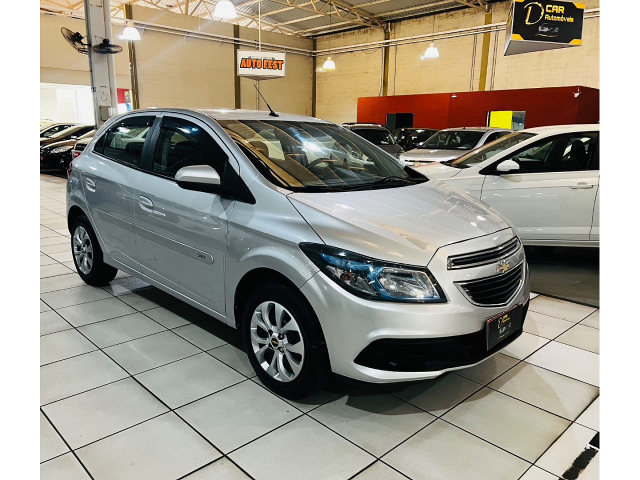 Onix Hatch 1.4 4P FLEX LT AUTOMÁTICO