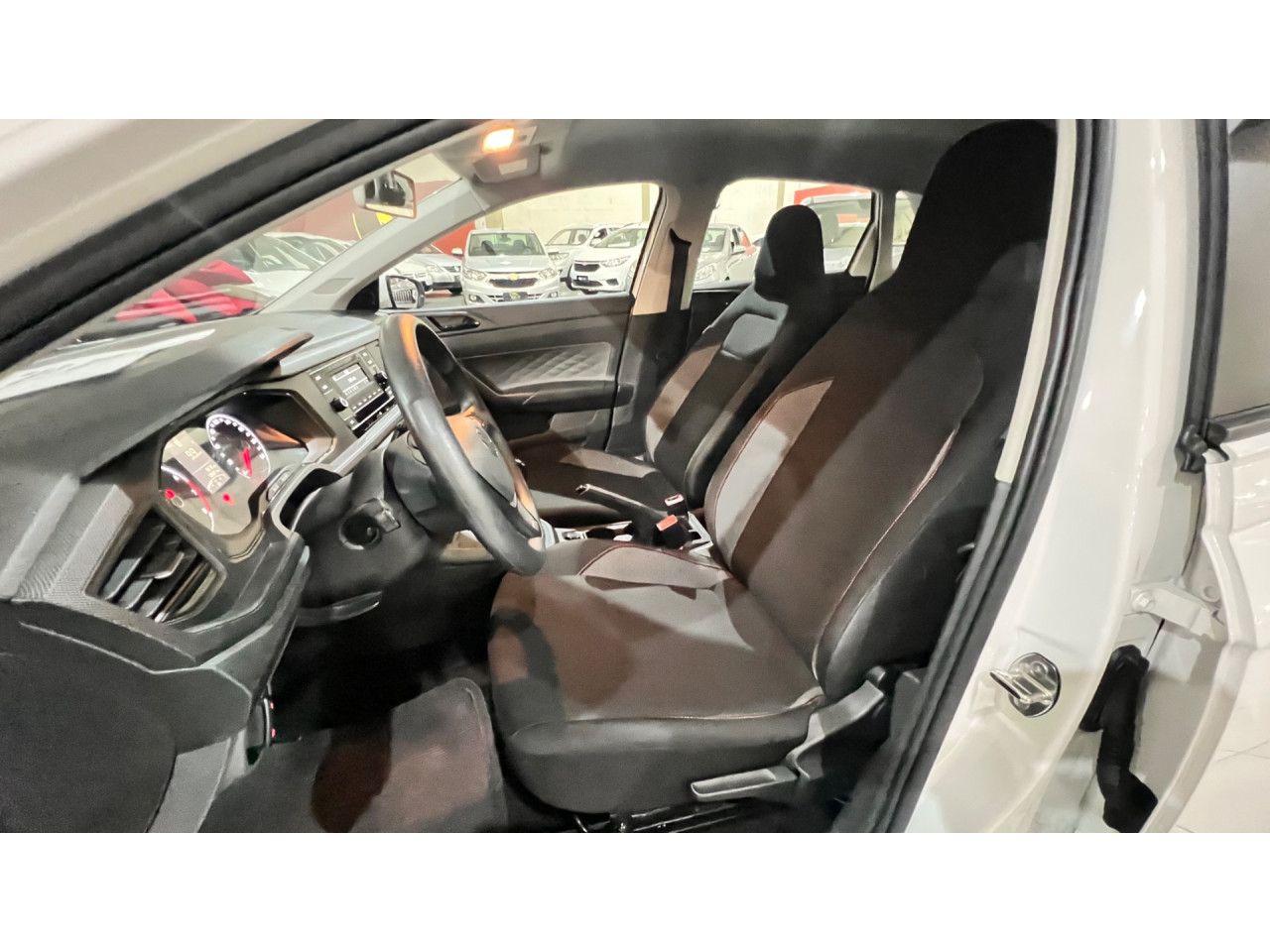 Polo Hatch 1.0 12V 4P MPI TRACK 1st EDITION