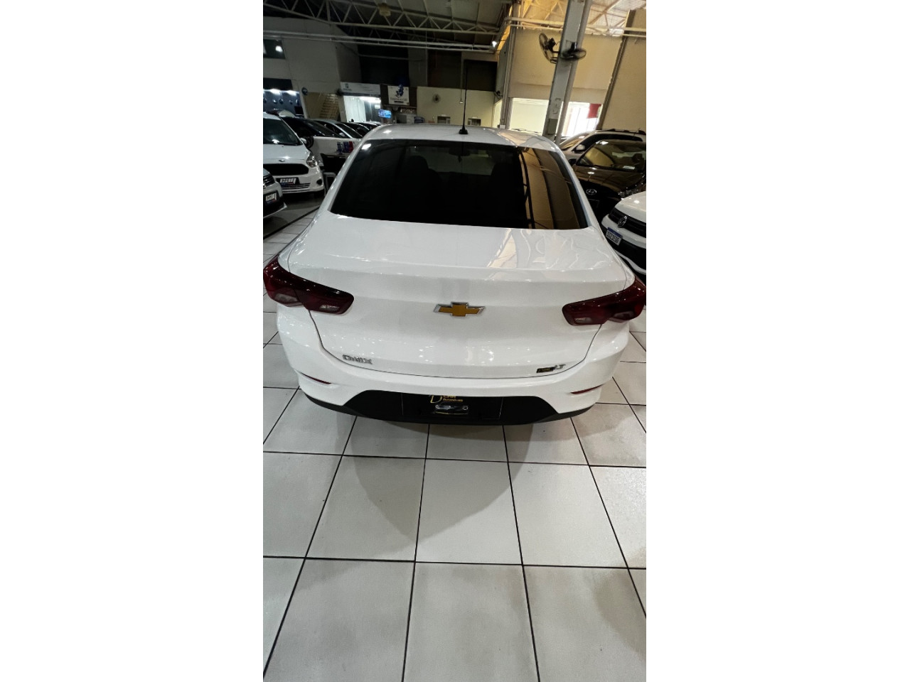 Onix Sedan 1.0 4P FLEX LT