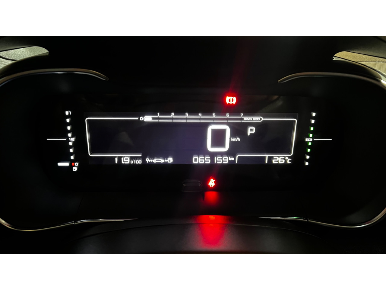 C4 Cactus 1.6 16V 4P FLEX SHINE PACK THP TURBO AUTOMÁTICO