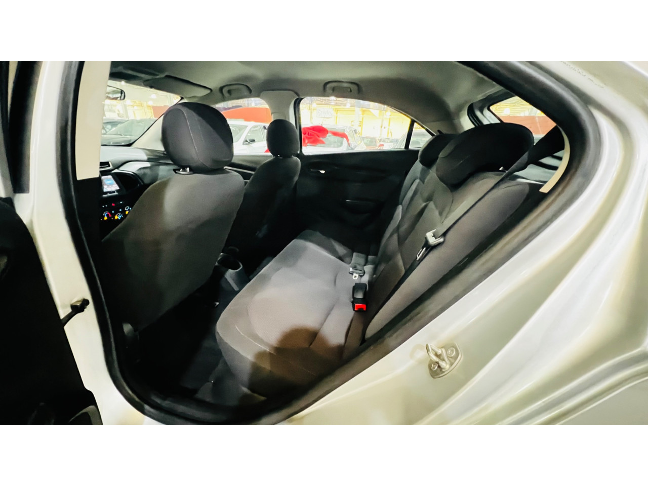 Onix Hatch 1.4 4P FLEX LT AUTOMÁTICO