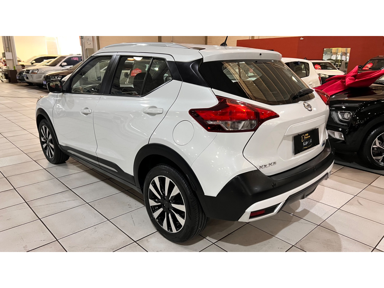 Kicks 1.6 16V 4P FLEX SV X-TRONIC AUTOMÁTICO CVT