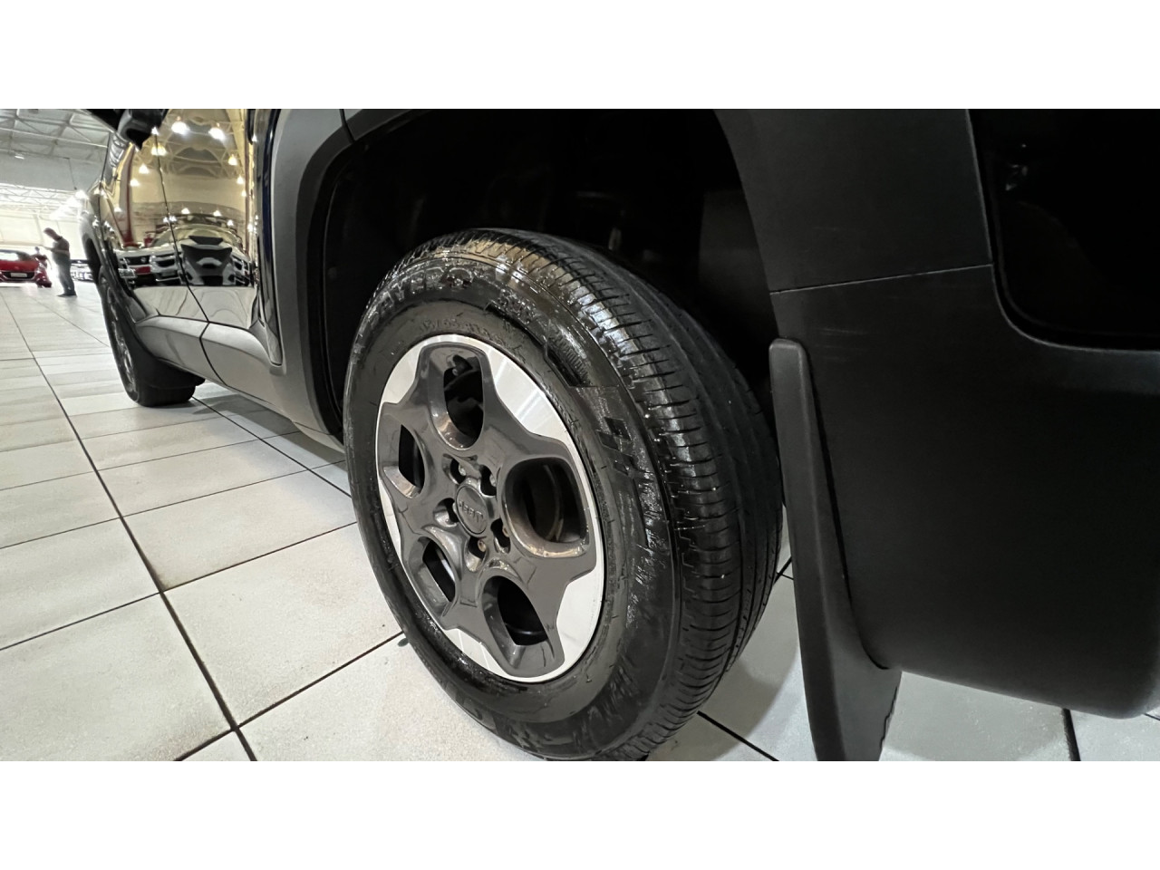 Renegade 1.8 16V 4P FLEX SPORT