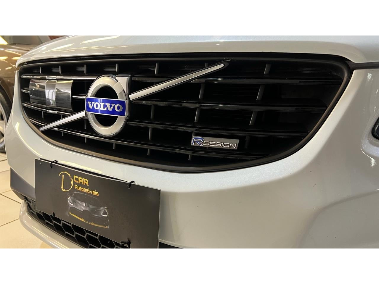 XC60 2.0 4P T6 R DESIGN TURBO AUTOMÁTICO