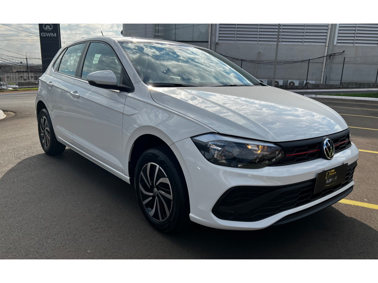 Polo Hatch 1.0 12V 4P MPI TRACK 1st EDITION